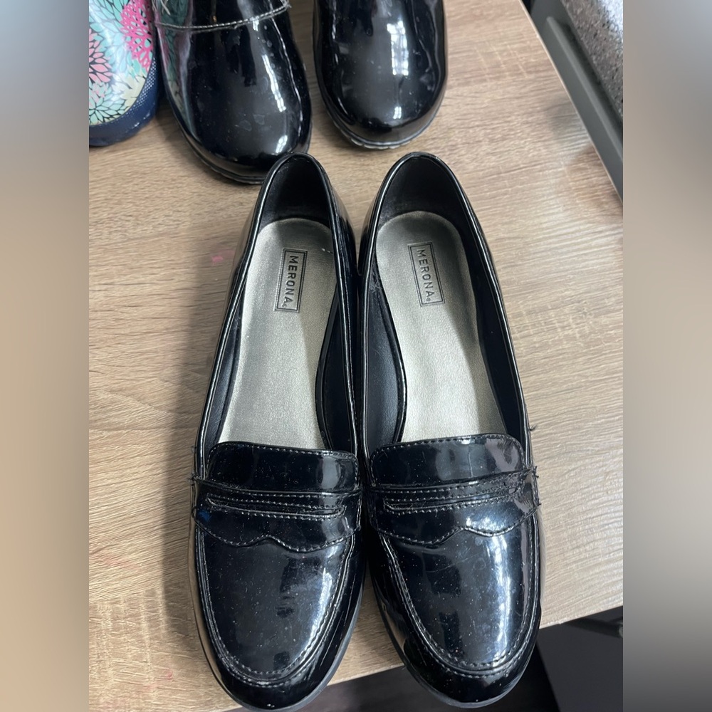 VintageY2K Size 8 Merona Women's Black Patent faux Leather Penny Loafers Sz 8